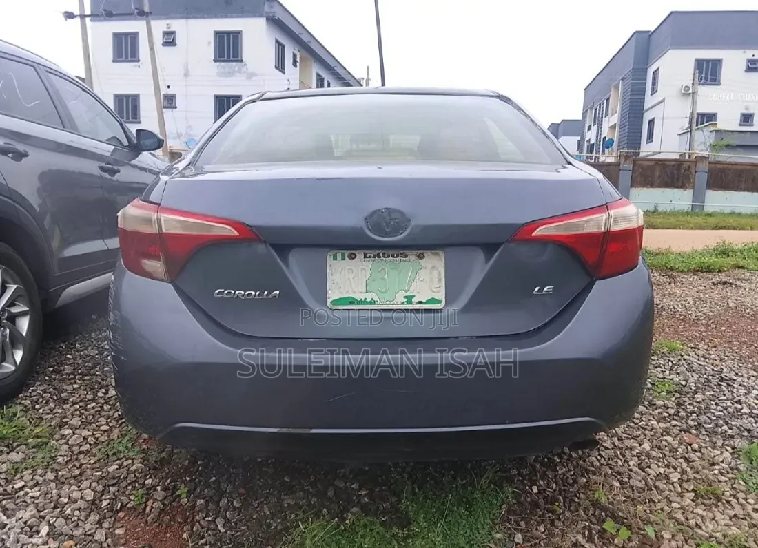 Toyota Corolla 2016 Gray