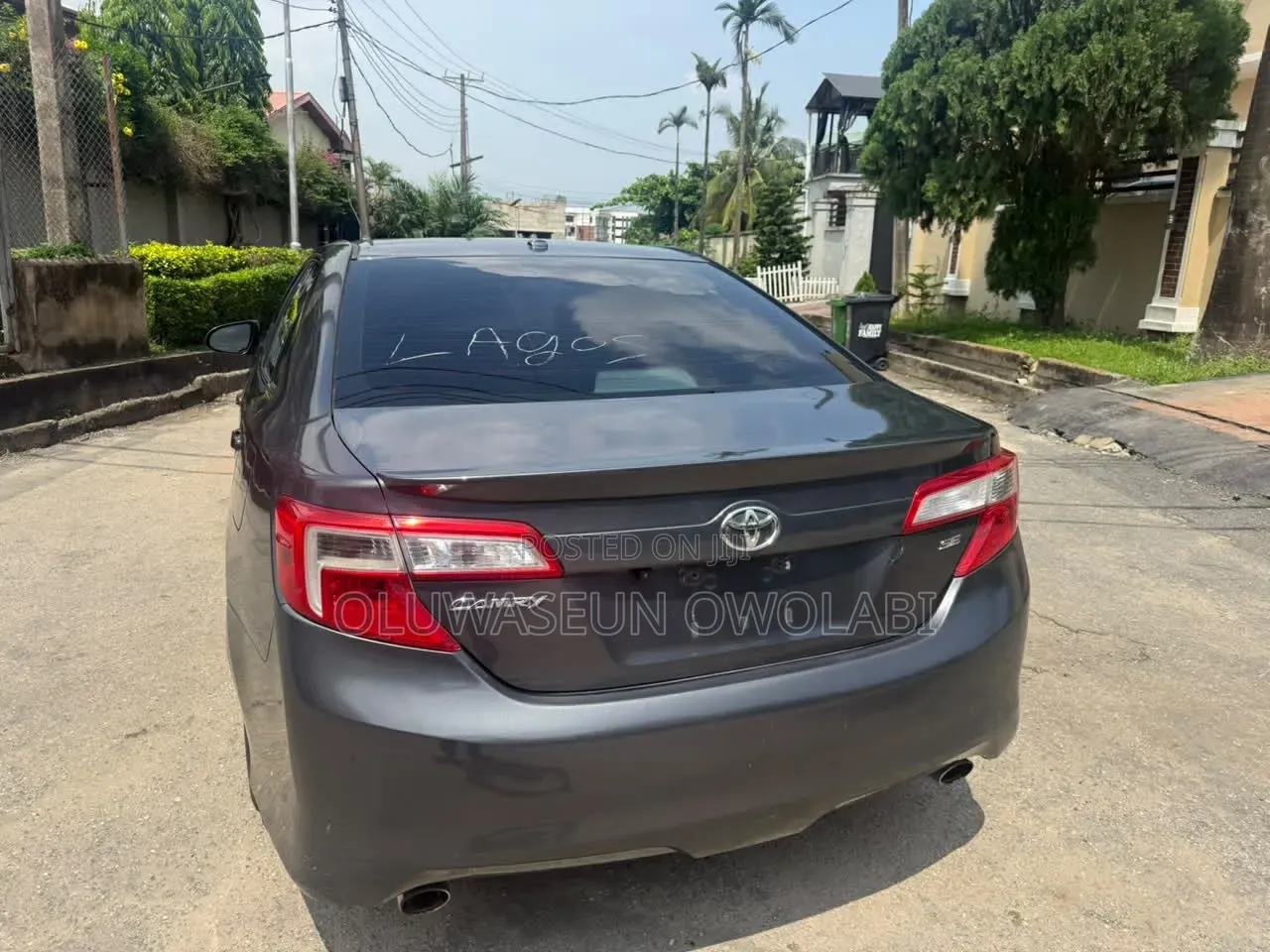 Toyota Camry SE V6 4dr Sedan (3.5L 6cyl 6A) 2012 Gray