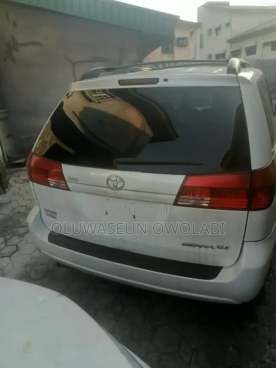 Toyota Sienna XLE 2005 White