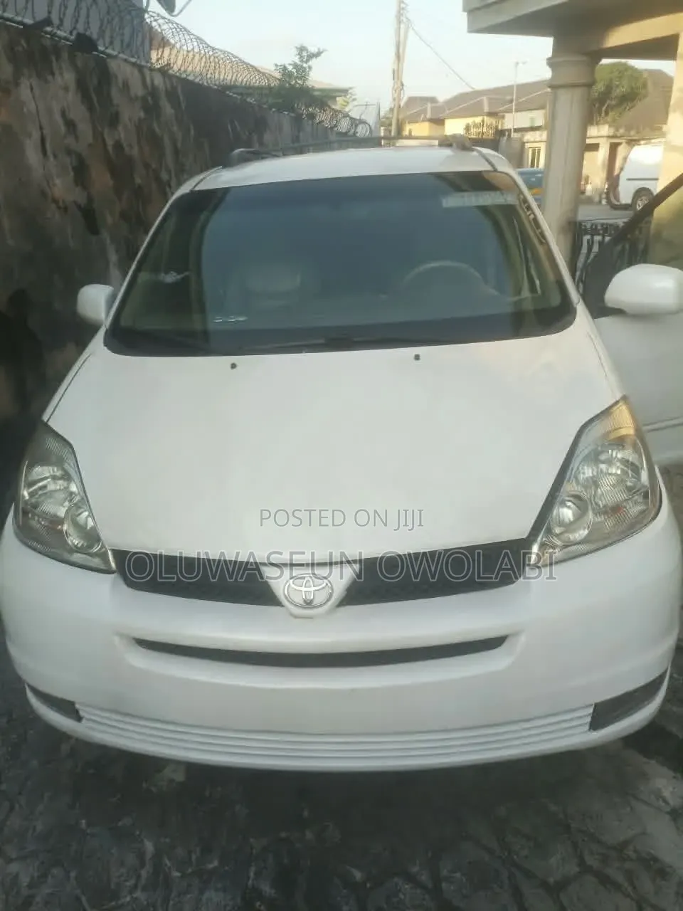 Toyota Sienna XLE 2005 White