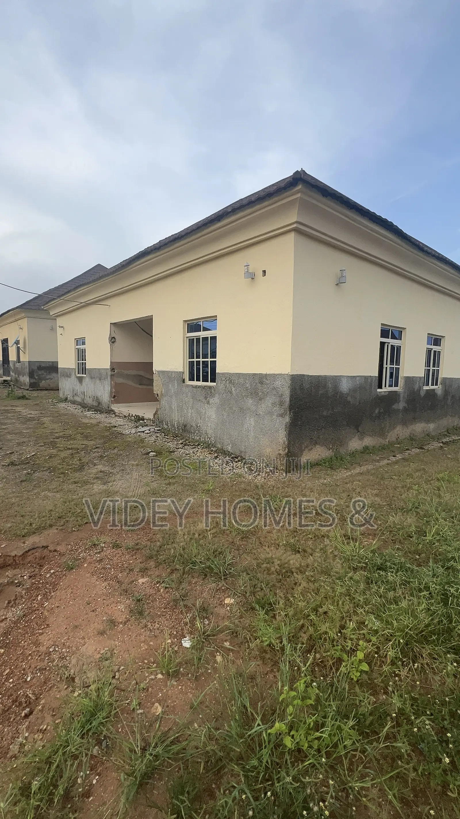 3bdrm Bungalow in Efab Sunshine Estate, Apo District for rent