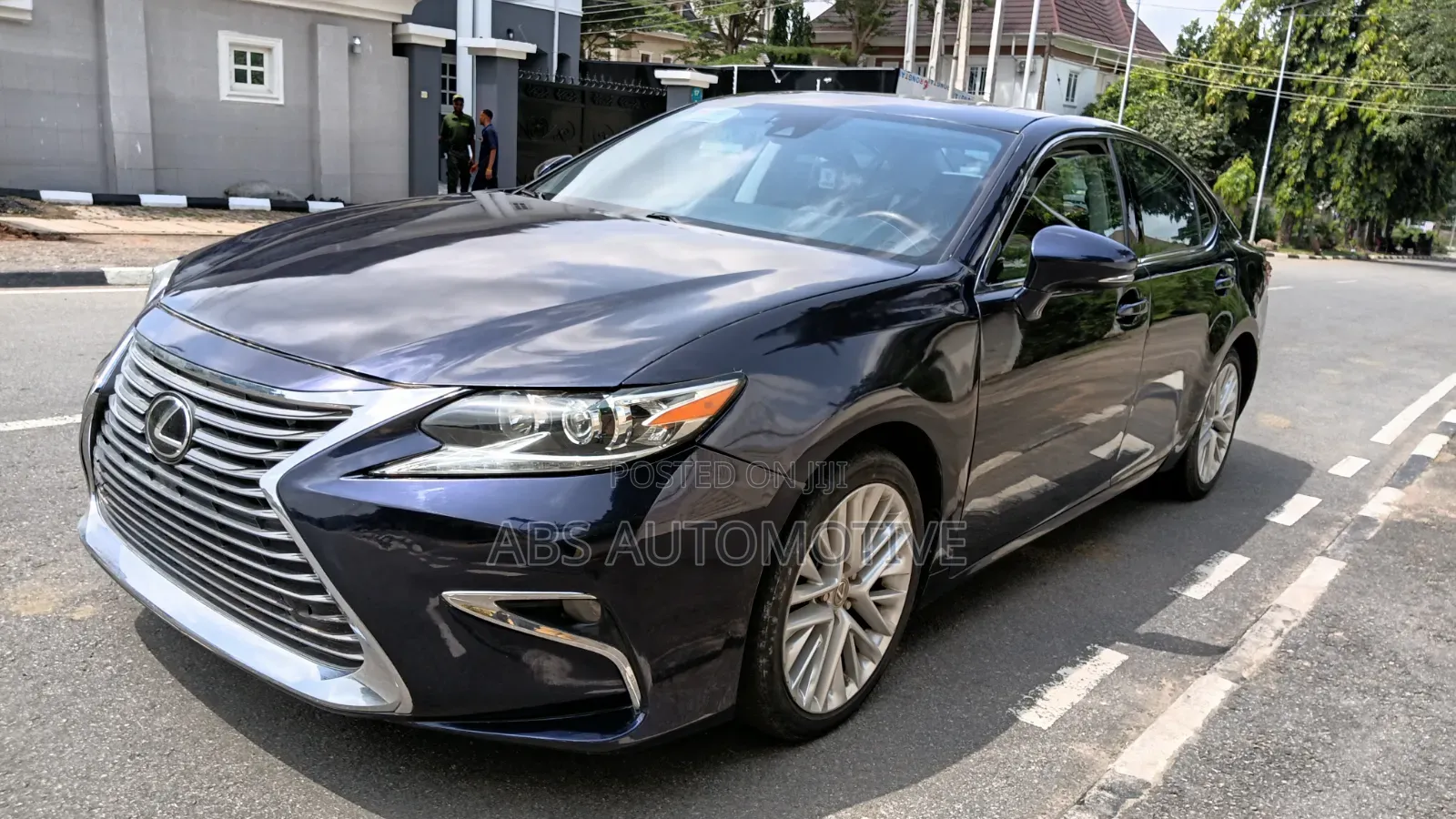 Lexus ES 2018 Blue