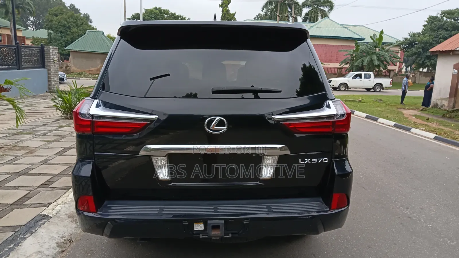 Lexus LX 570 (5 seats) AWD 2017 Matt Black