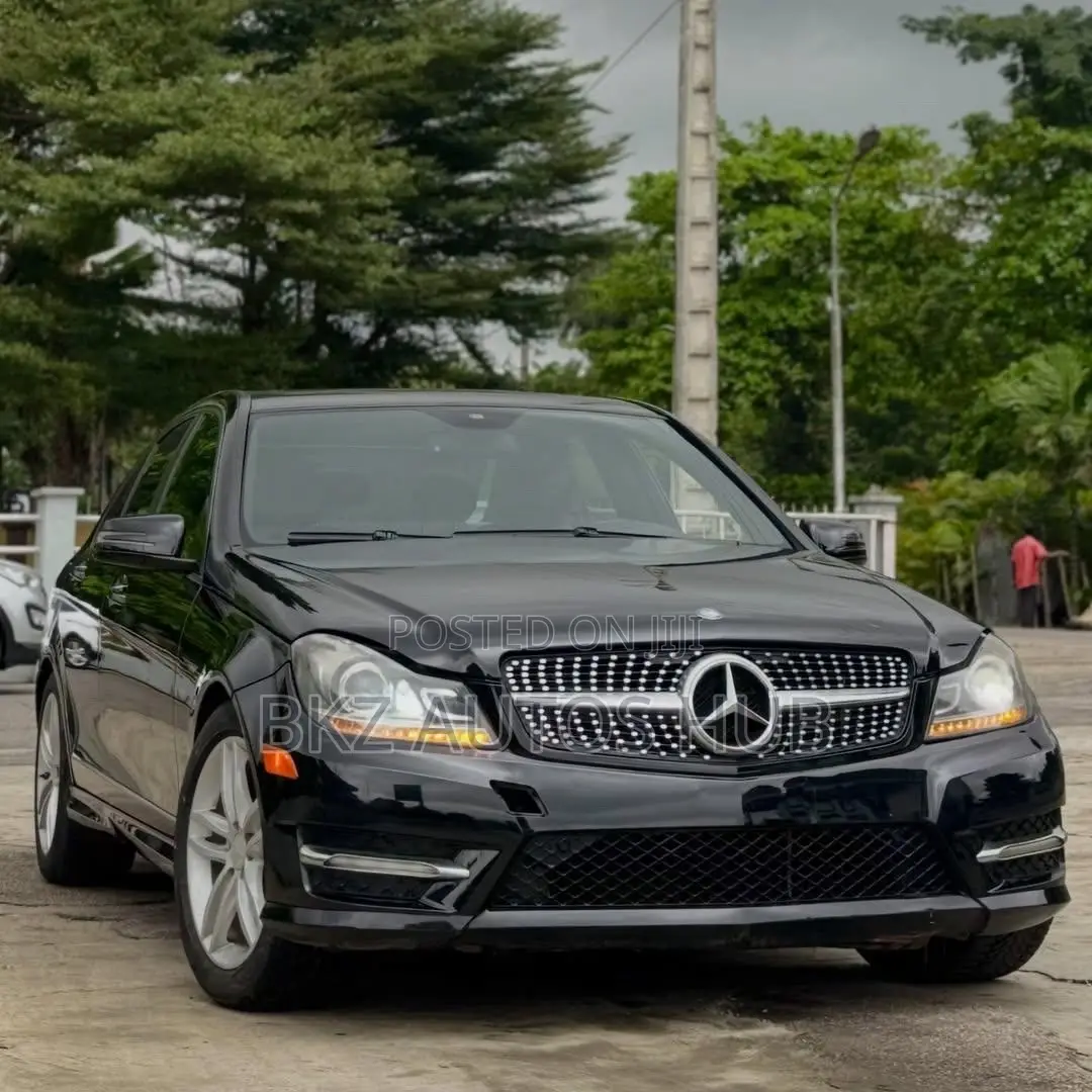 Mercedes-Benz C300 Sport Sedan AWD (3.0L 6cyl 7A) 2008 Black