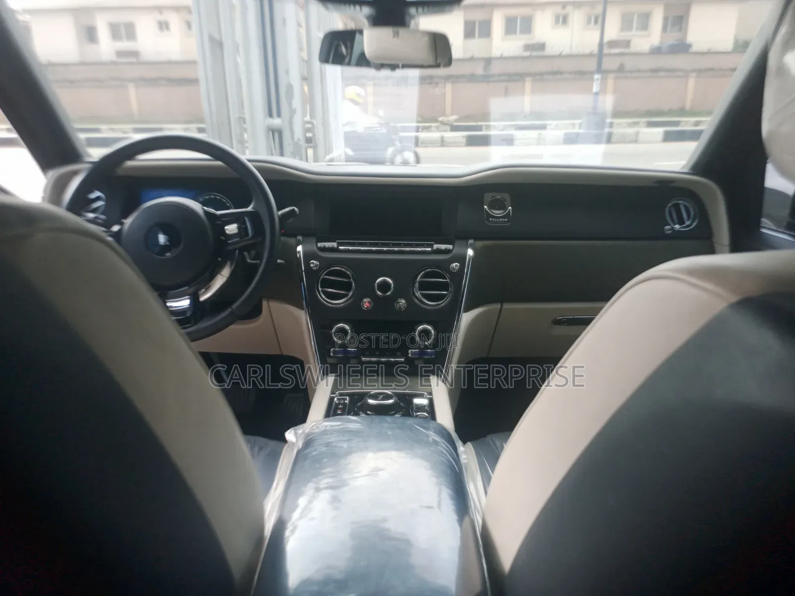 Rolls-Royce Cullinan Base 2020 Black
