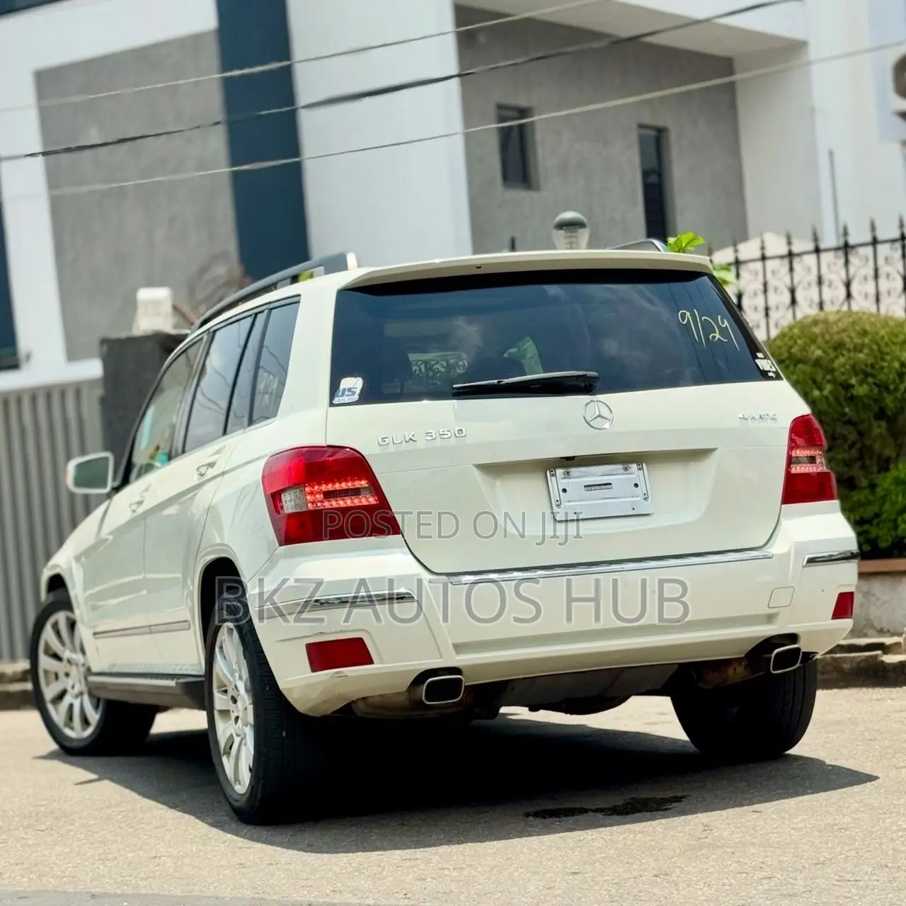Mercedes-Benz GLK-Class 350 4MATIC 2011 White