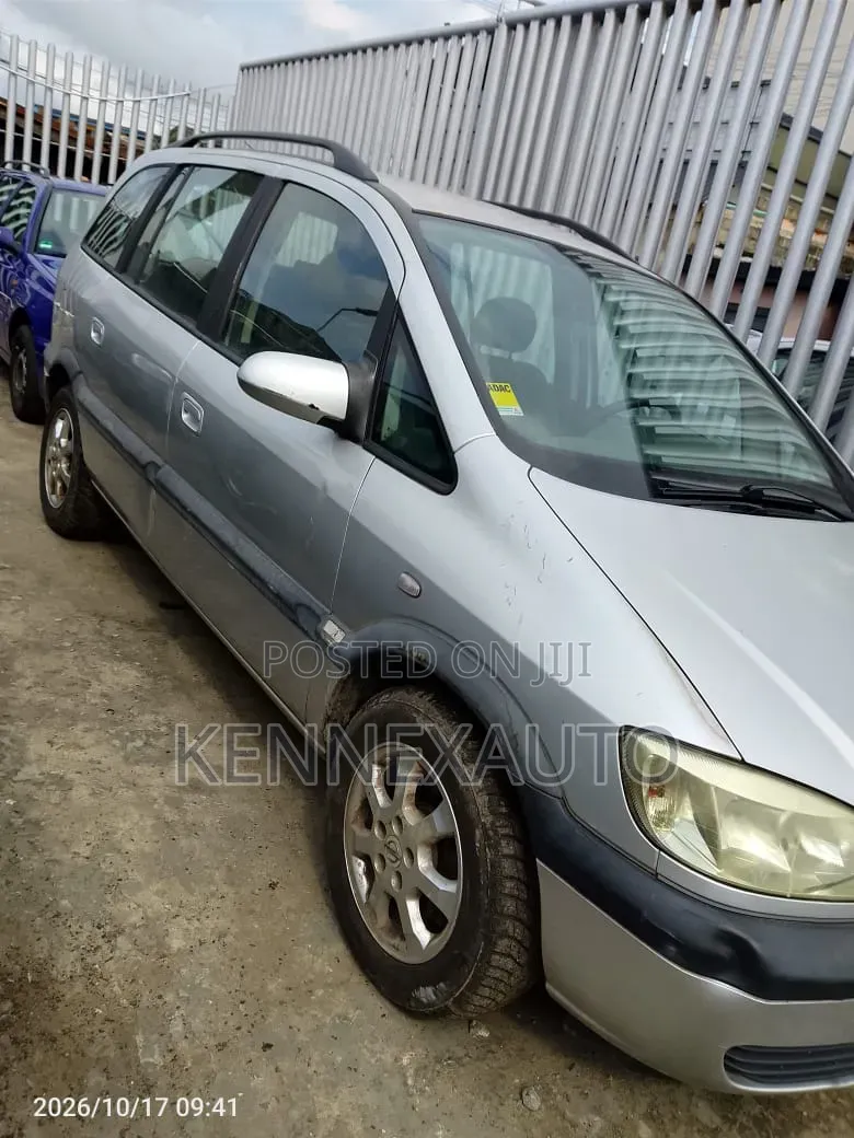 Opel Zafira 1.8 2005 Silver