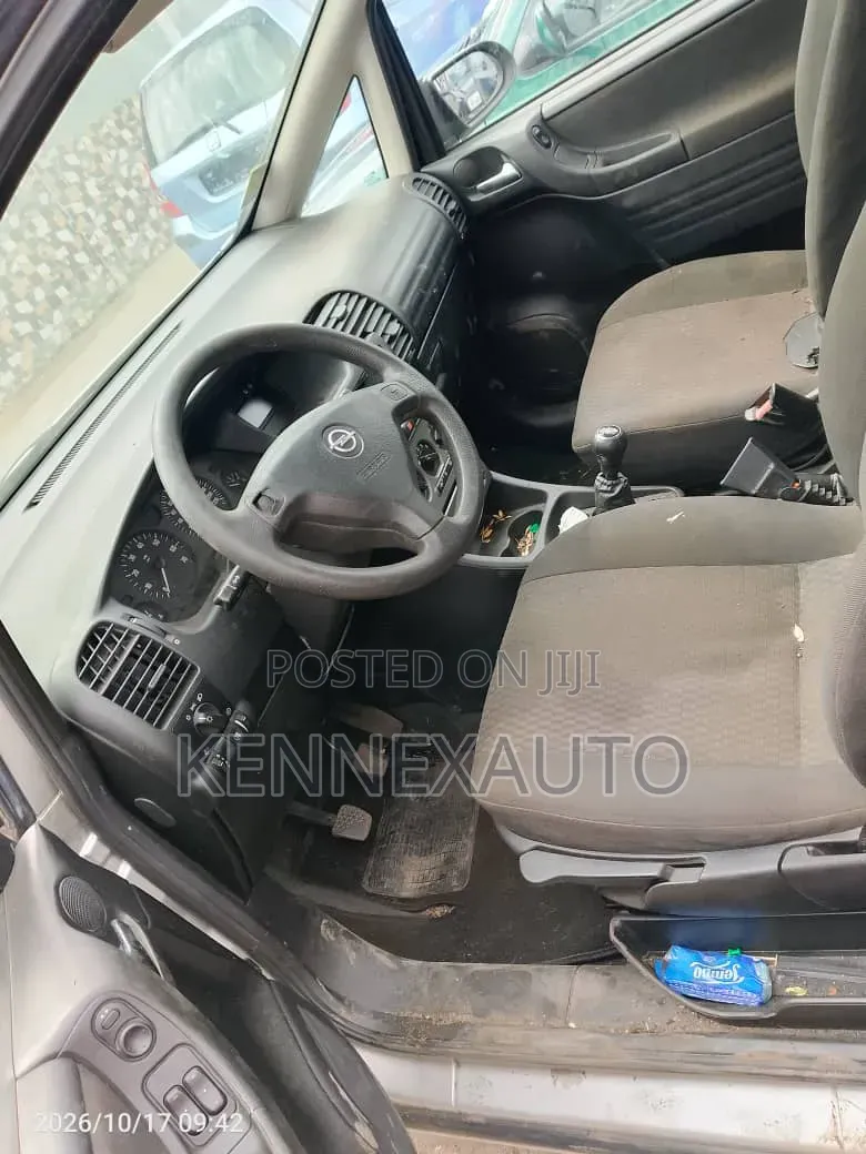 Opel Zafira 1.8 2005 Silver