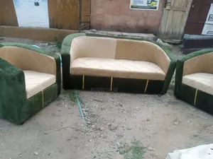 3in1 and Two Singles Bucket Couch