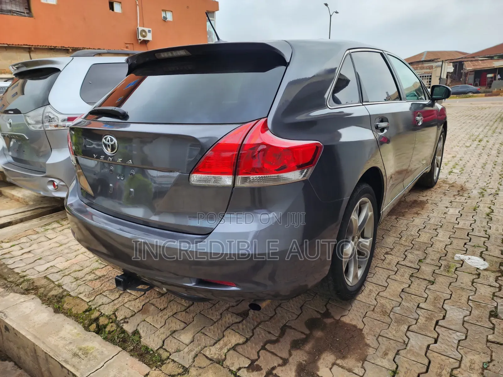 Toyota Venza V6 AWD 2011 Gray