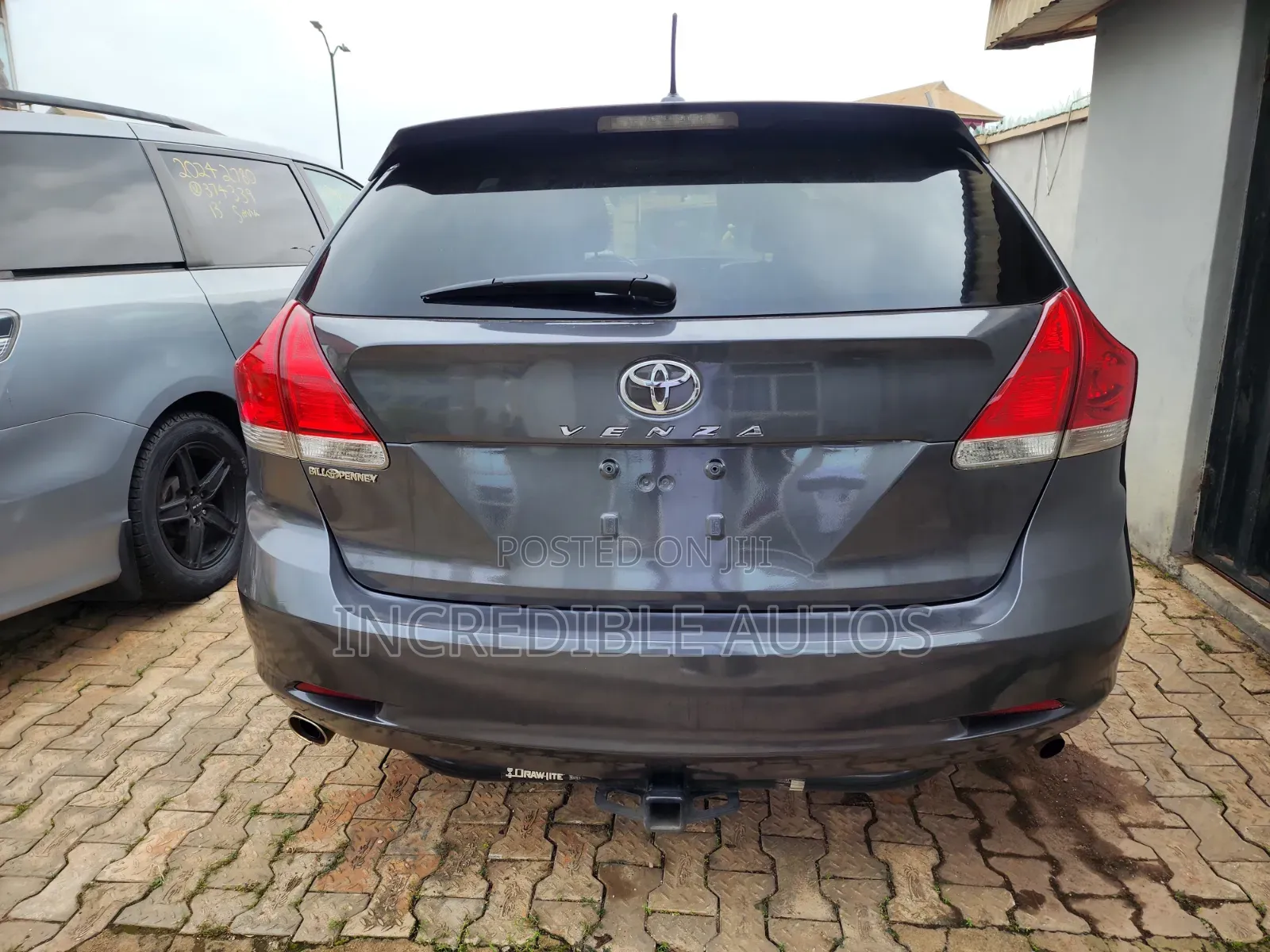 Toyota Venza V6 AWD 2011 Gray