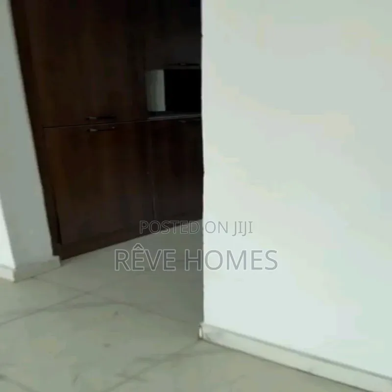 3bdrm Block of Flats in Ifako-Gbagada for sale
