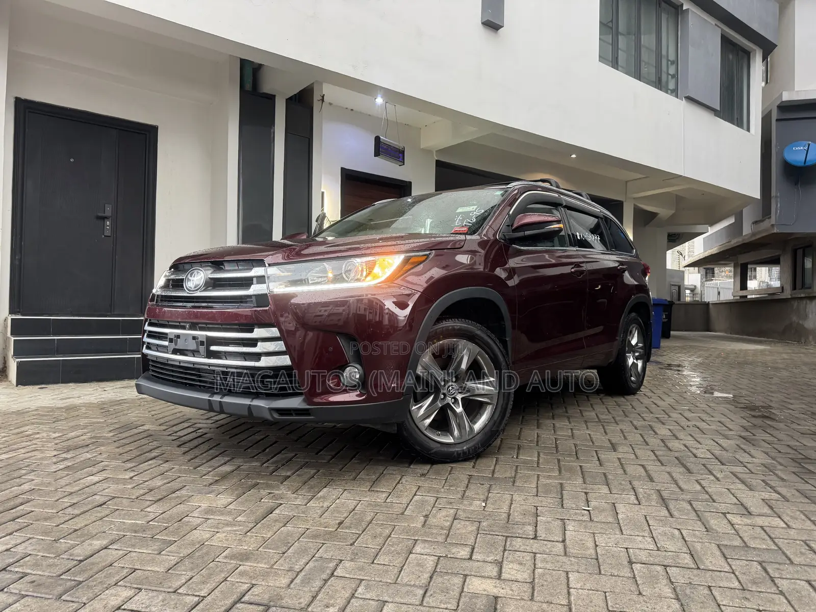 Toyota Highlander Limited Platinum 4x4 V6 (3.5L 6cyl 8A) 2017 Maroon