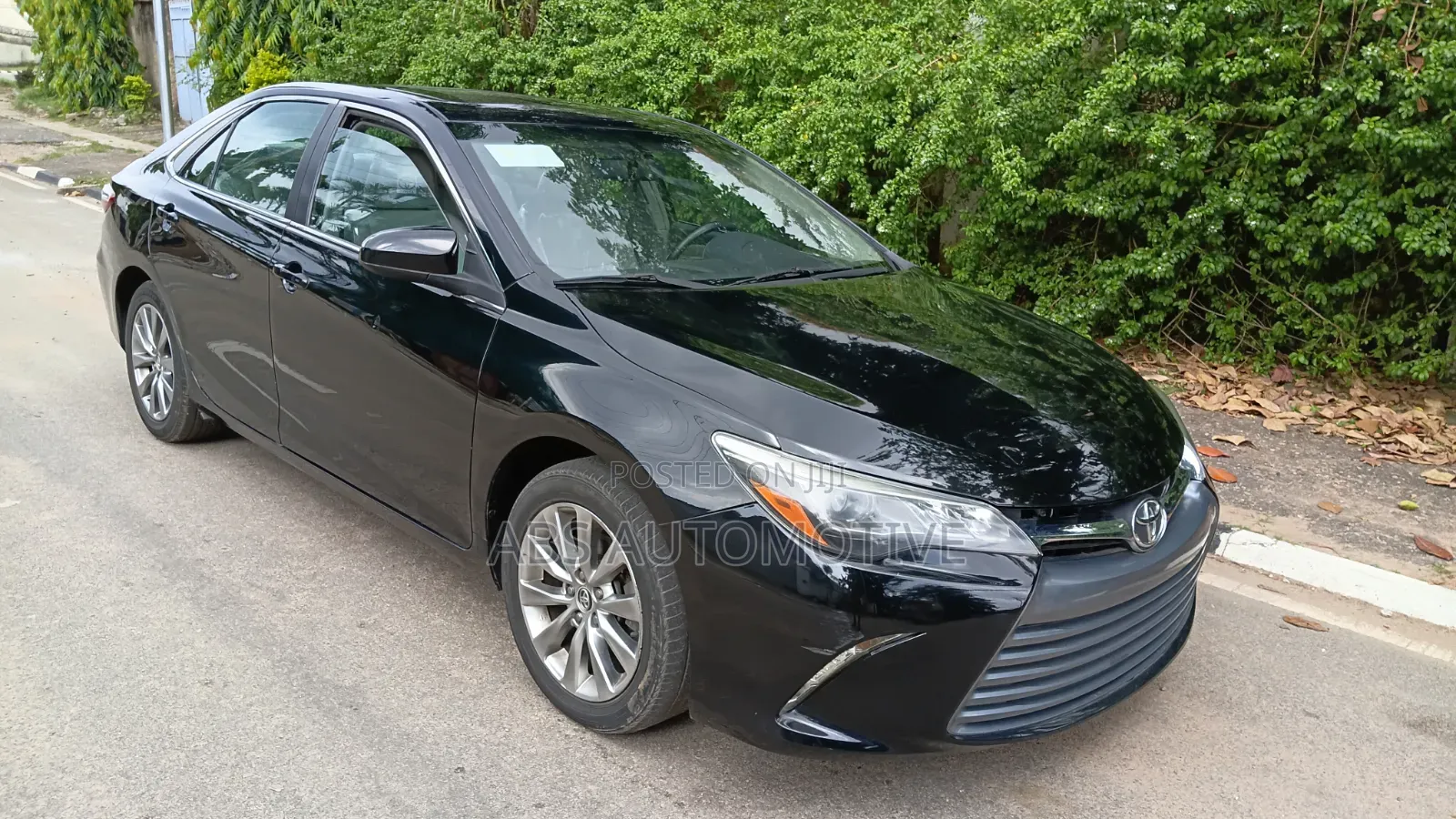 Toyota Camry XLE V6 4dr Sedan (3.6L 6cyl 6A) 2016 Black