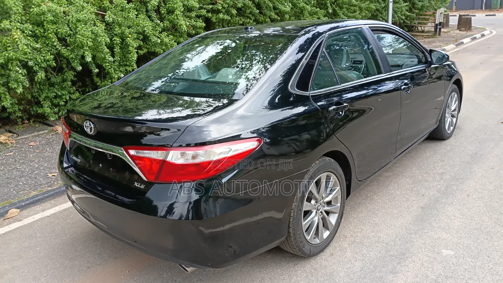 Toyota Camry XLE V6 4dr Sedan (3.6L 6cyl 6A) 2016 Black
