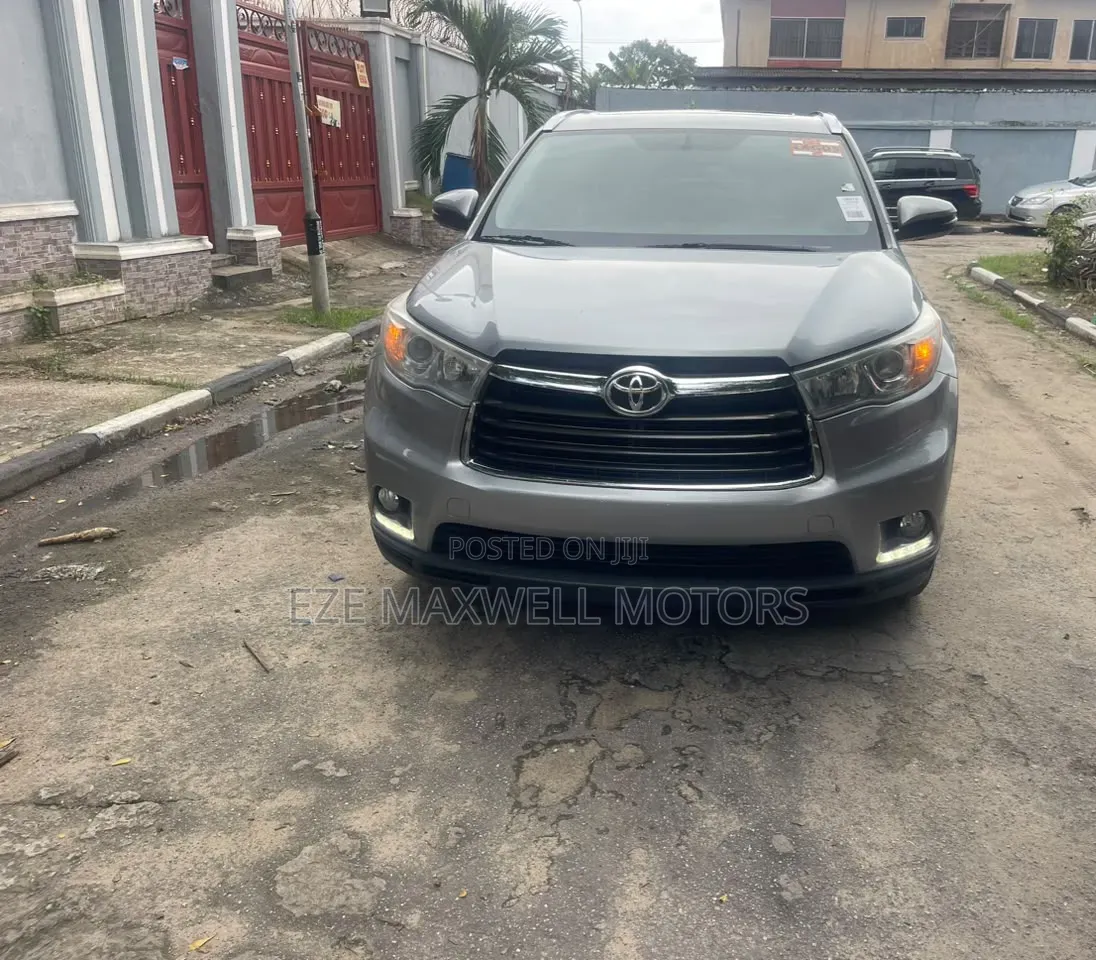 Toyota Highlander Limited V6 4x2 (3.5L 6cyl 6A) 2016 Silver