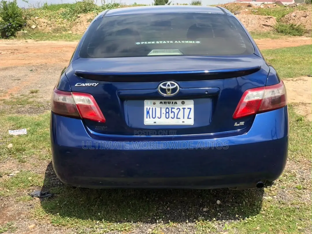 Toyota Camry 2009 Blue