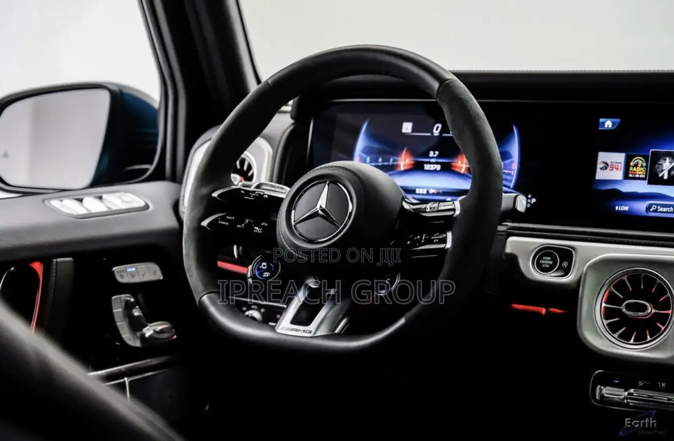 Mercedes-Benz G-Class 2025 Blue