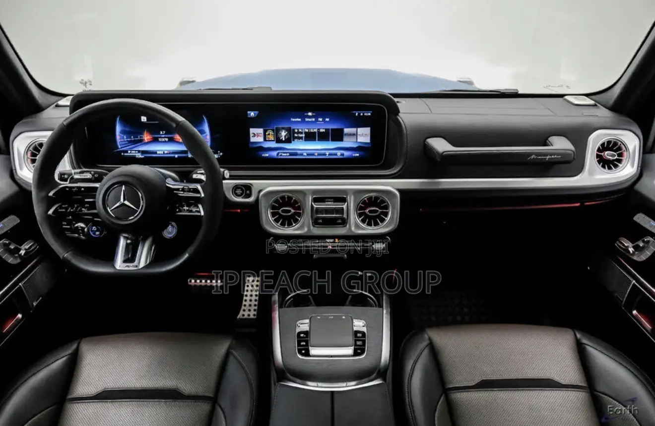 Mercedes-Benz G-Class 2025 Blue