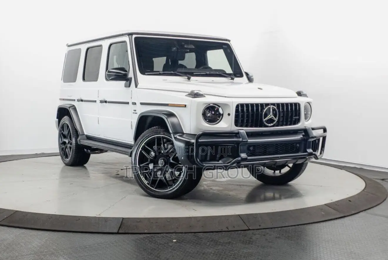 Mercedes-Benz G-Class 2025 White