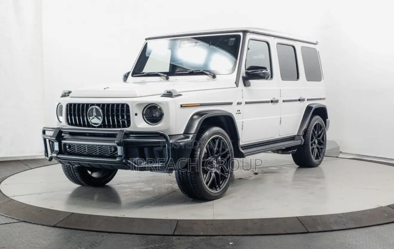 Mercedes-Benz G-Class 2025 White