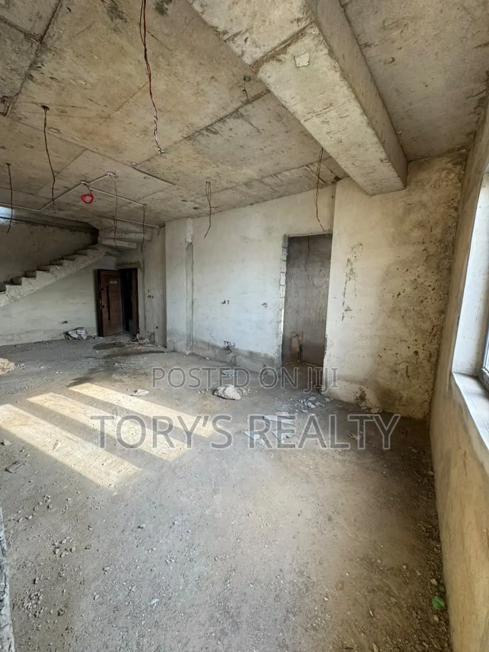 2bdrm Maisonette in Osborne Foreshore Estate for sale