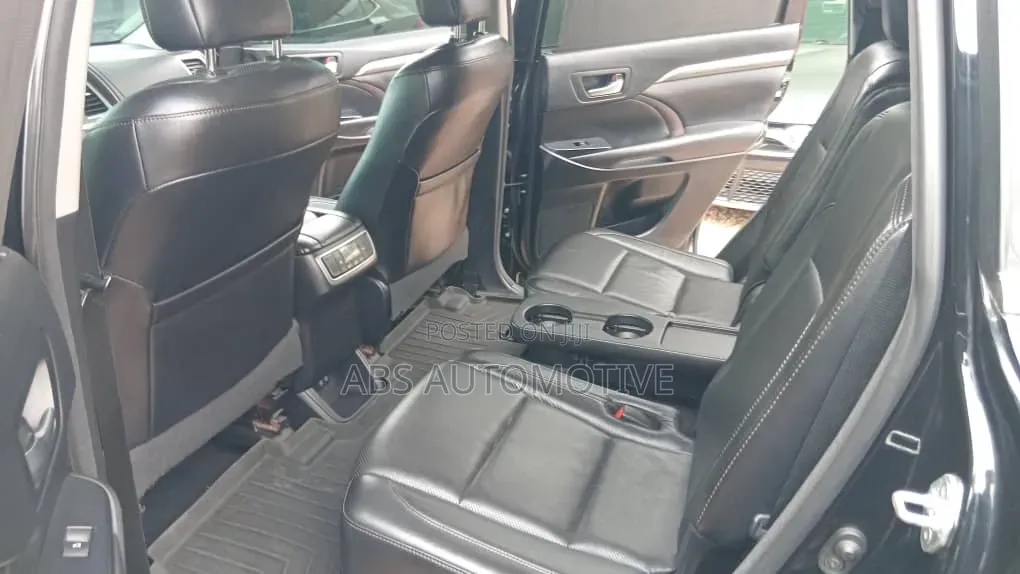 Toyota Highlander Limited 4x4 V6 (3.5L 6cyl 8A) 2018 Black