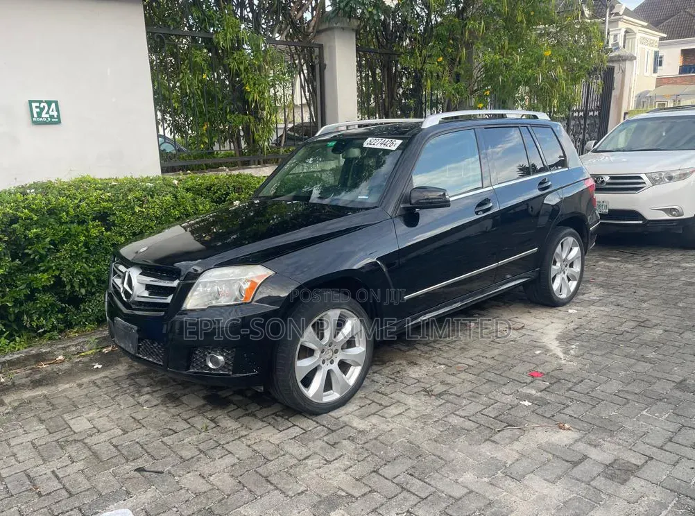 Mercedes-Benz GLK-Class 350 4MATIC 2011 Black