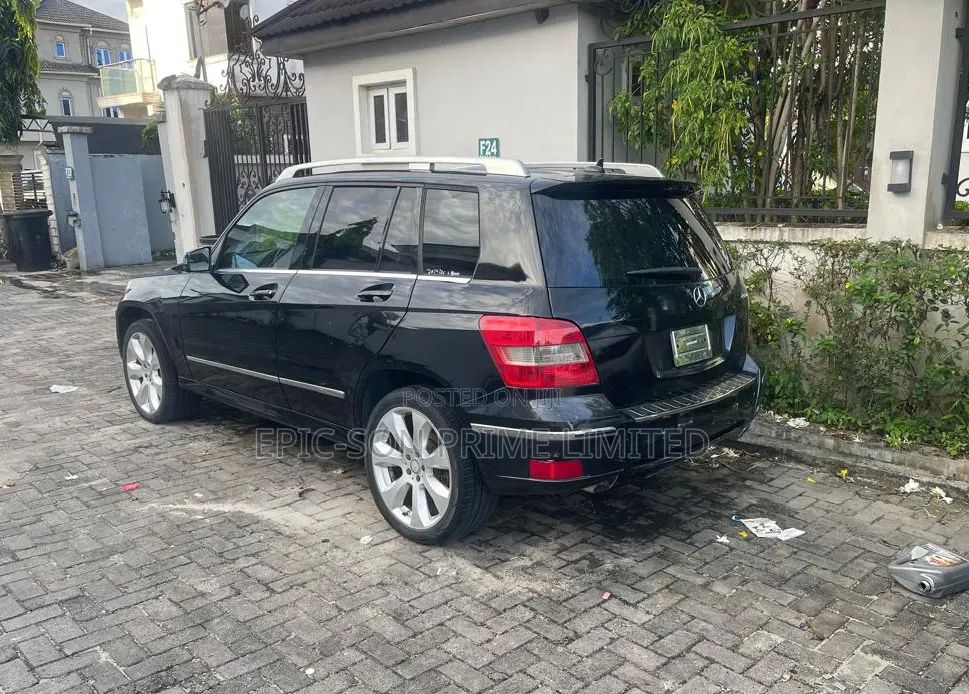 Mercedes-Benz GLK-Class 350 4MATIC 2011 Black
