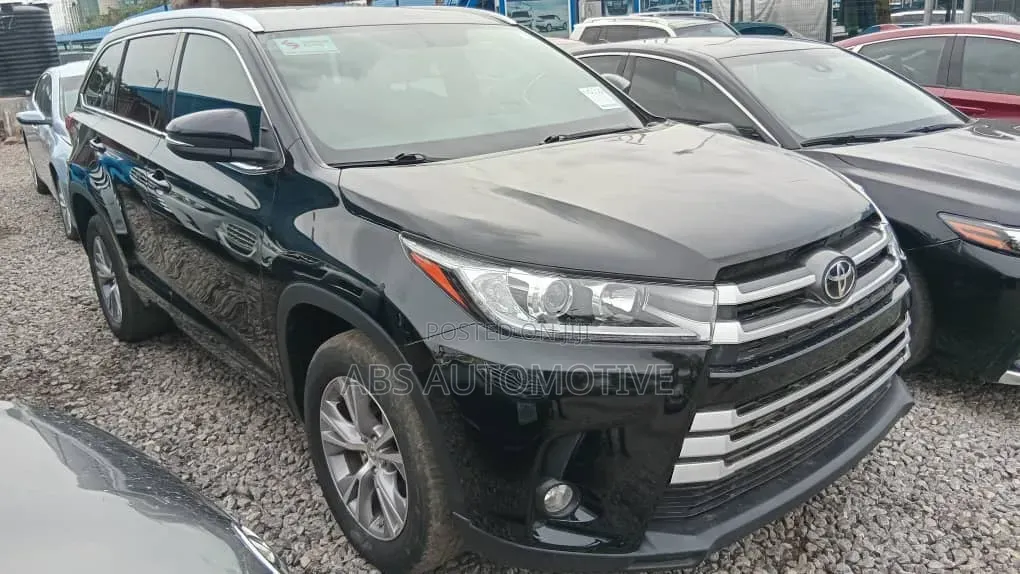 Toyota Highlander 2015 Black