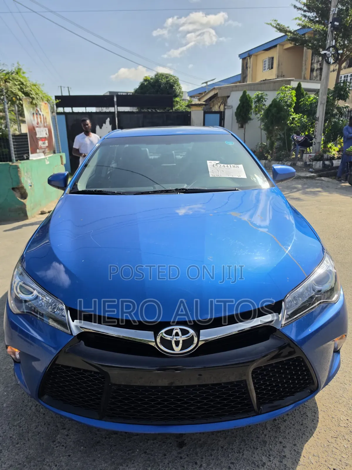 Toyota Camry SE w/Special Edition Pkg (2.5L 4cyl 6A) 2016 Blue