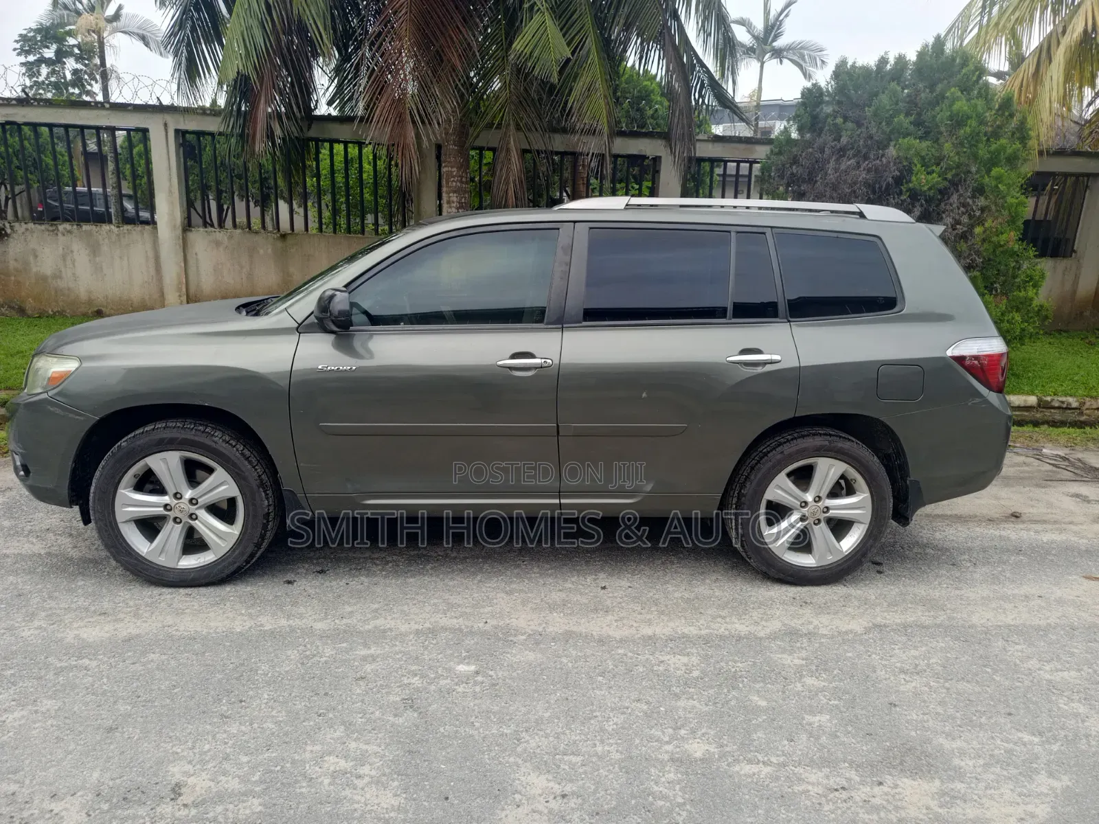 Toyota Highlander Sport 2010 Gray