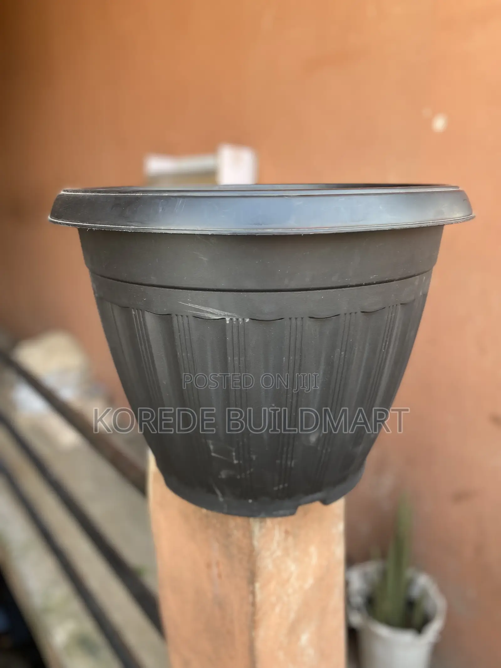 Extra Large Black Plastic Flower Pot
