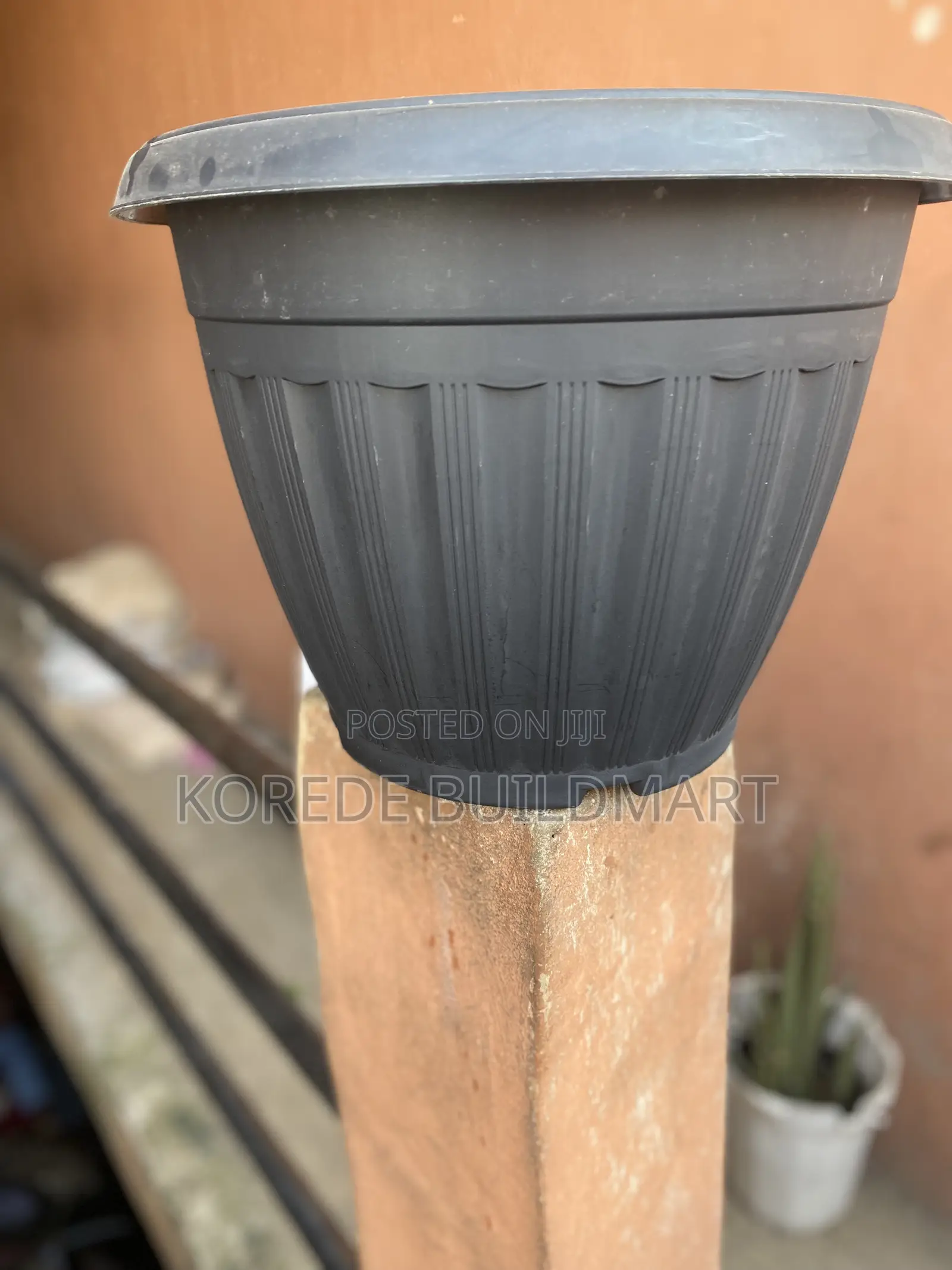 Extra Large Black Plastic Flower Pot