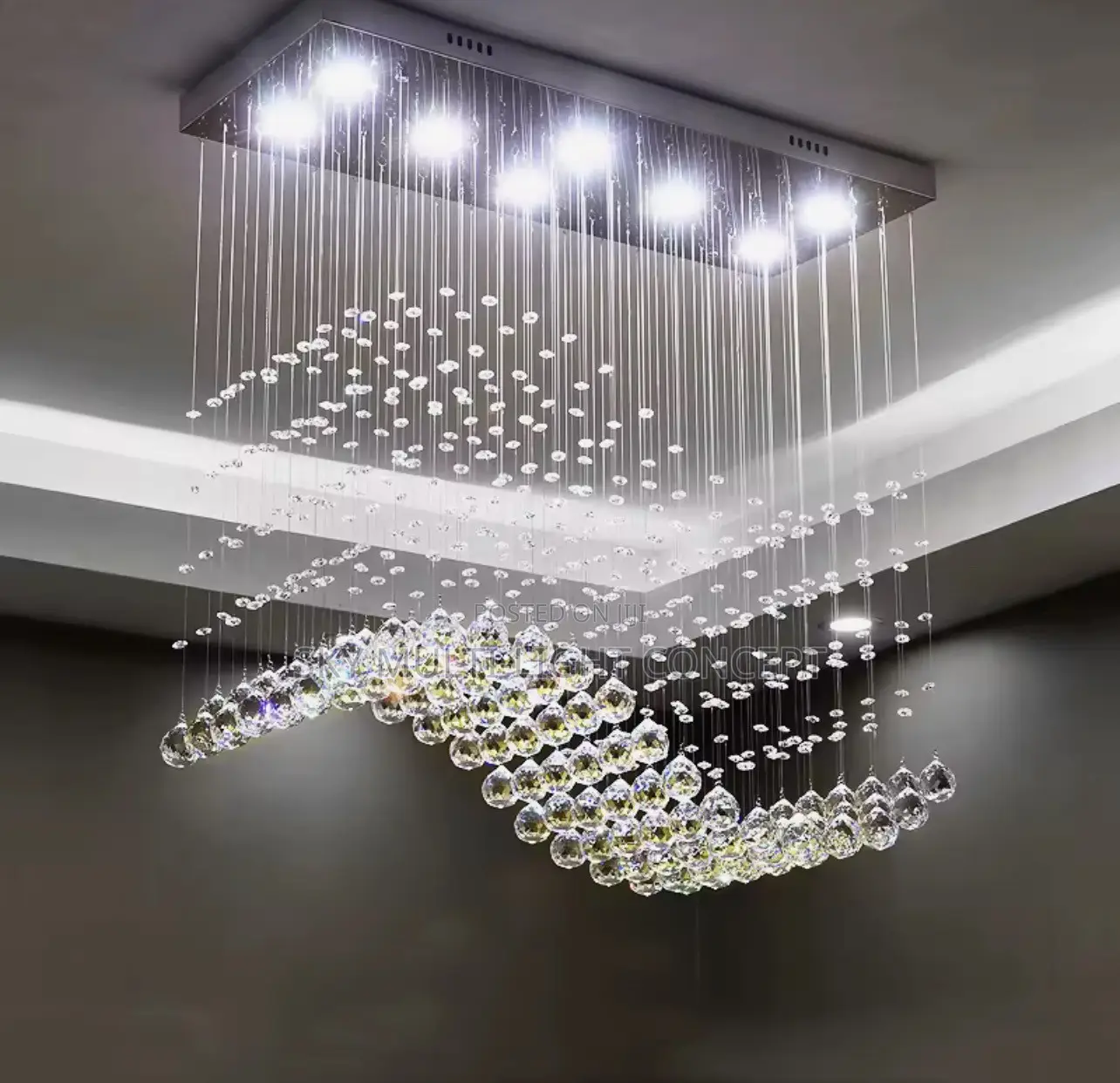 Postmodern Light Luxury Crystal Chandelier