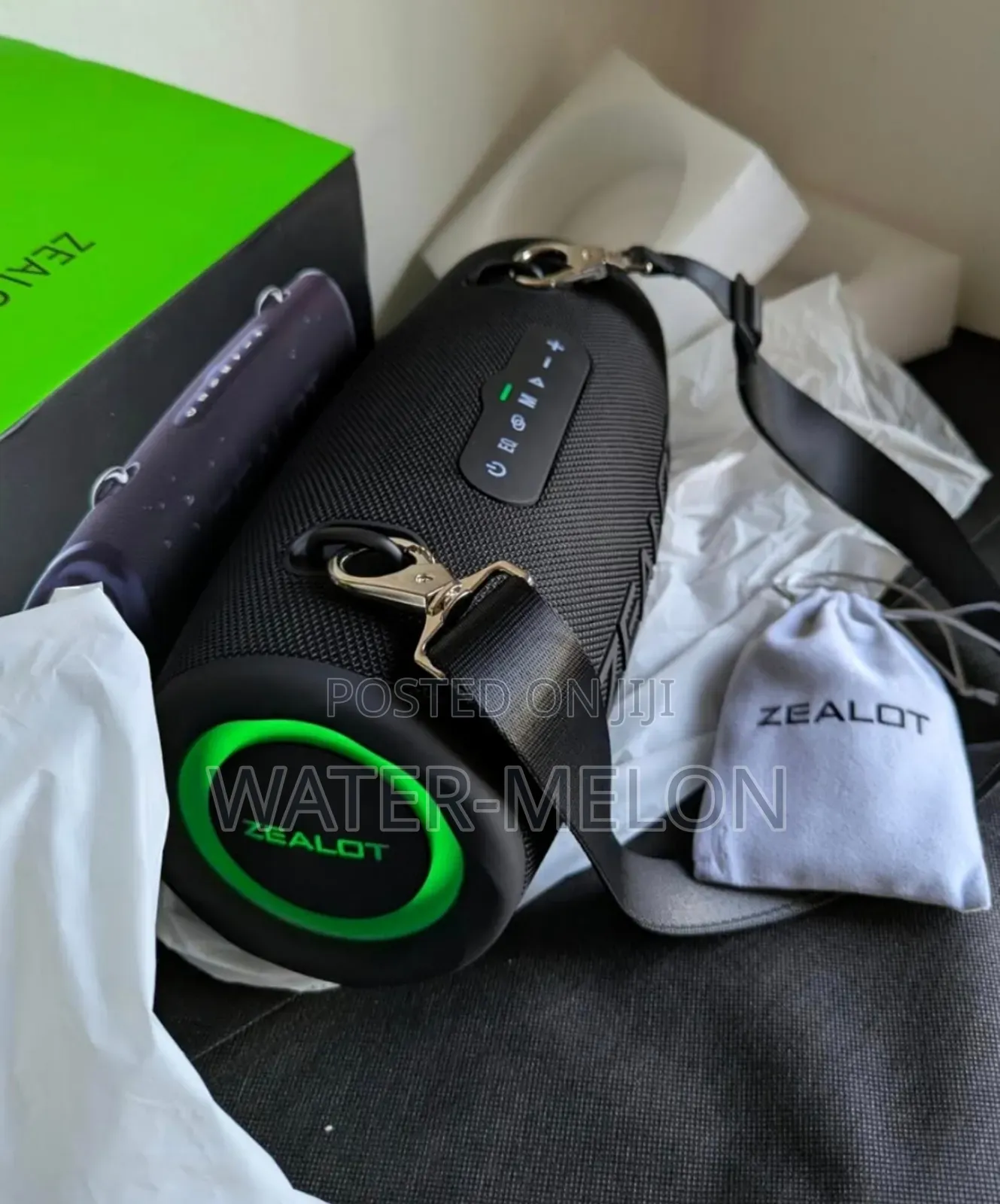 Brand New Zealot S-87 Bluetooth Speaker.