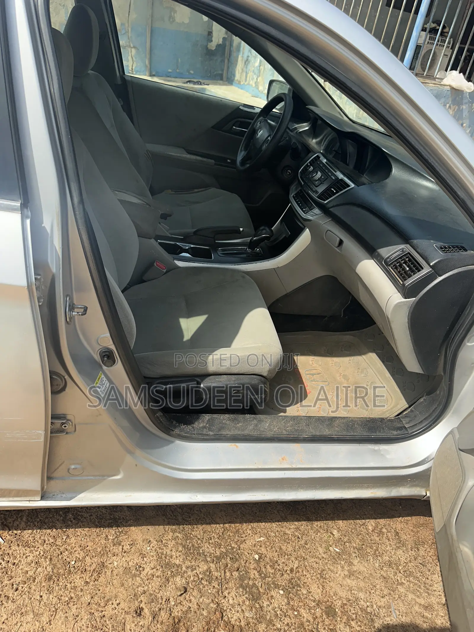 Honda Accord EX 4dr Sedan FWD (2.4L 4cyl 2A) 2013 Silver