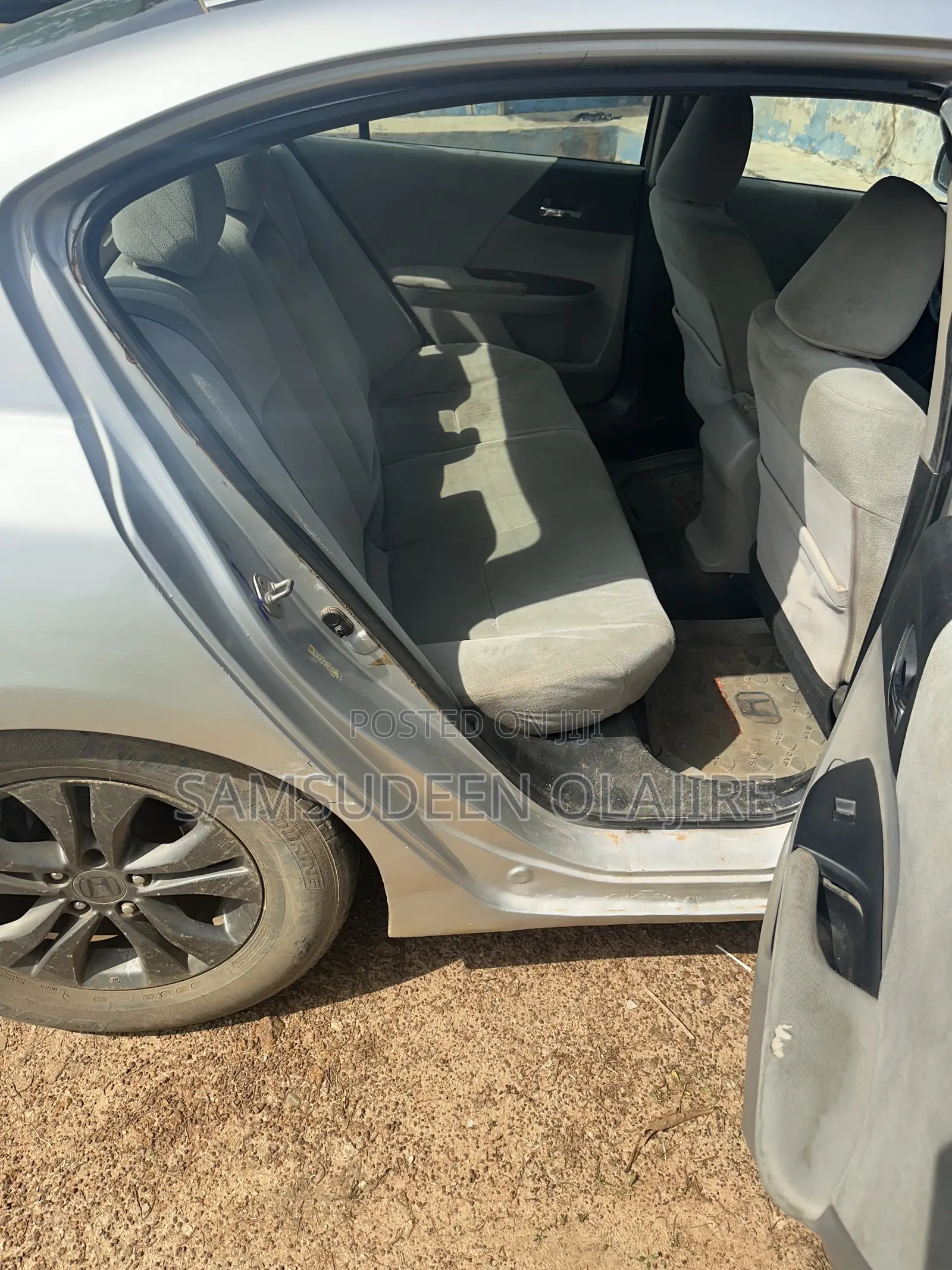 Honda Accord EX 4dr Sedan FWD (2.4L 4cyl 2A) 2013 Silver