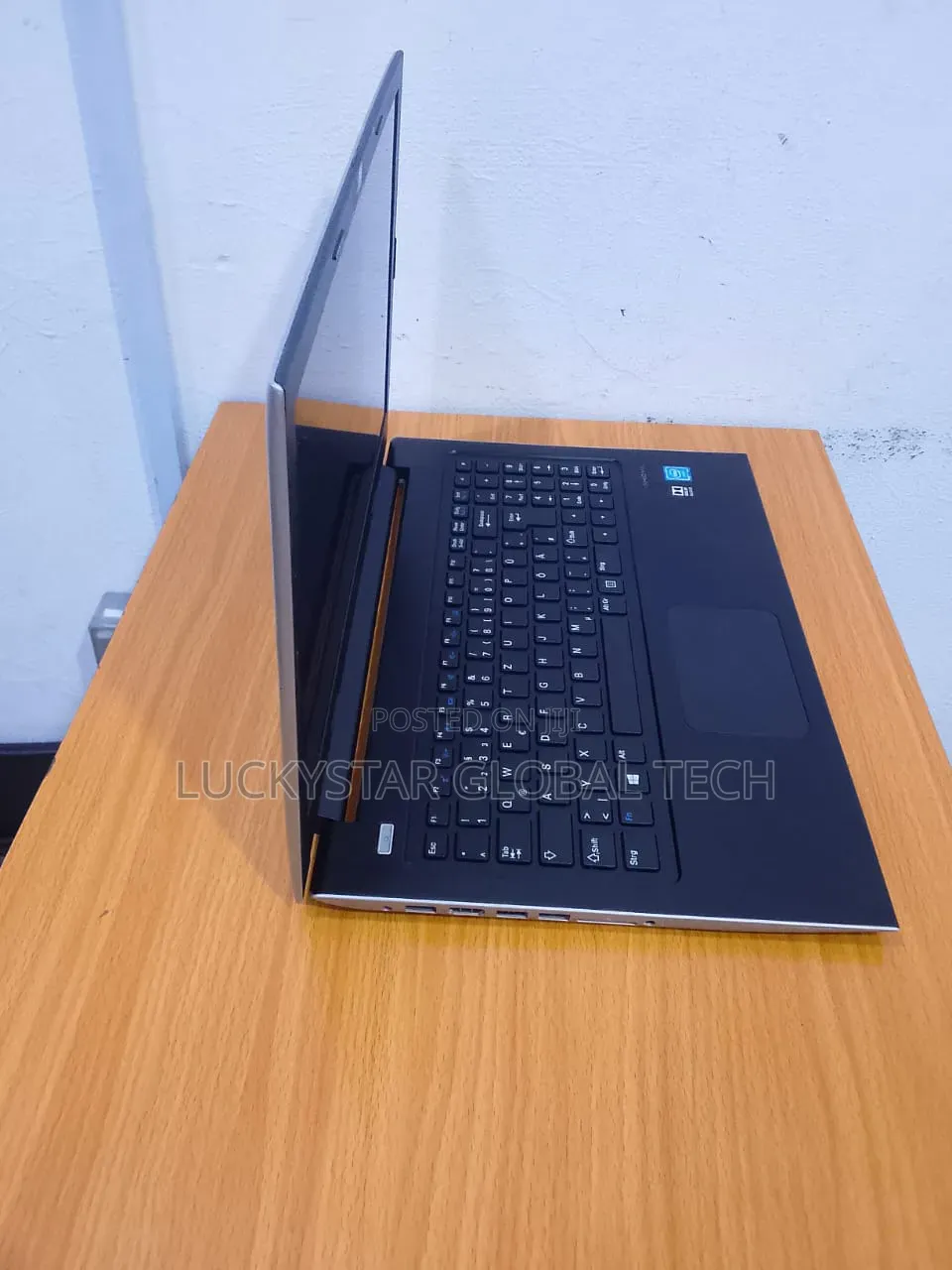 Laptop Medion 4GB Intel SSD 128GB