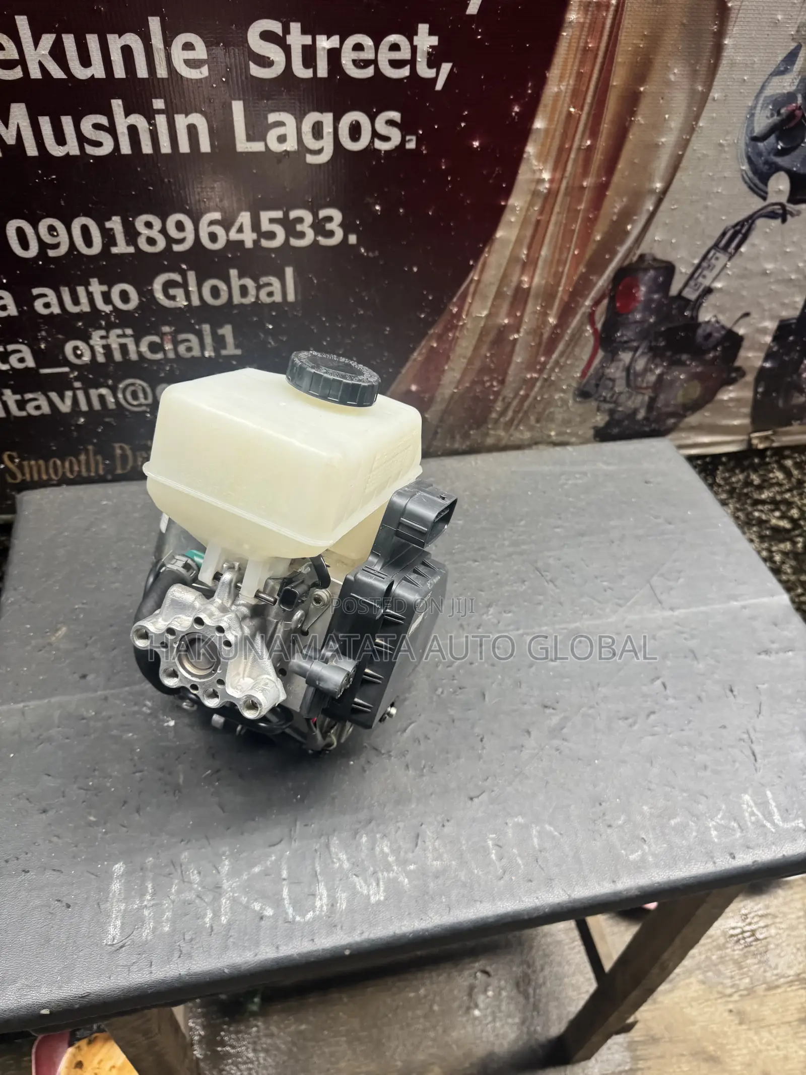 Lexus LX570 ABS Hydraulic Pump and Module