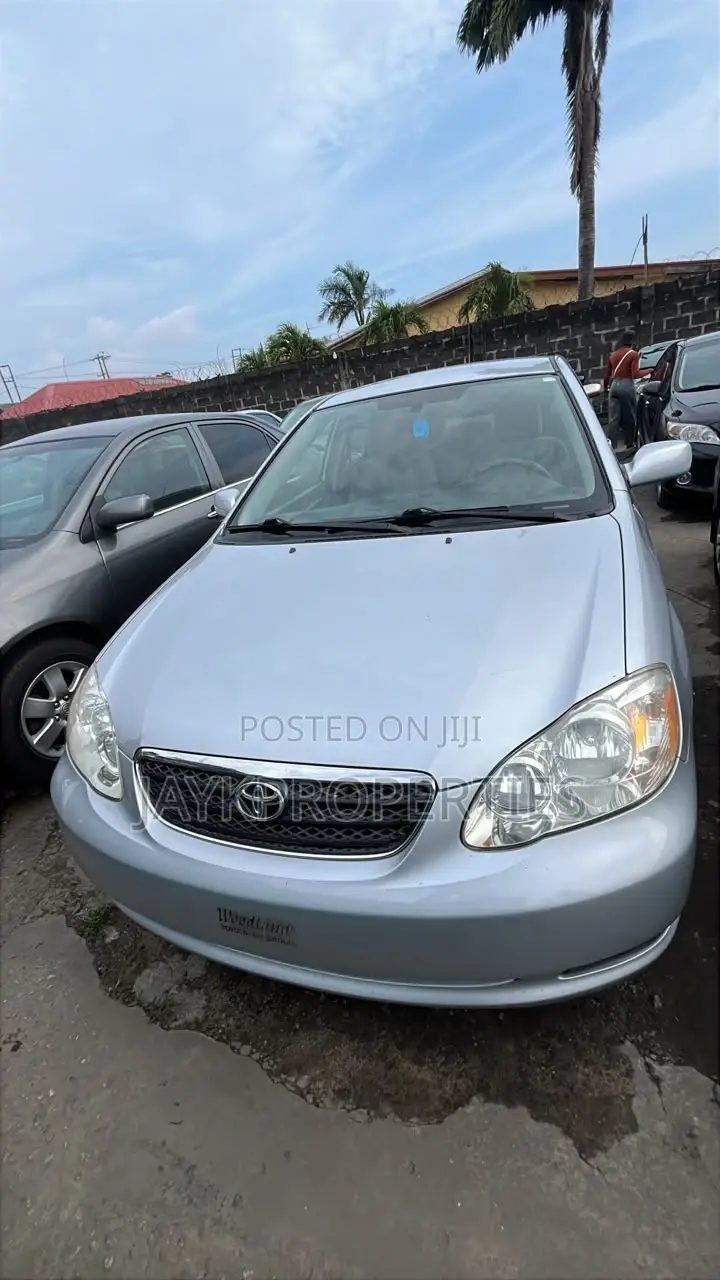 Toyota Corolla 2005 Silver