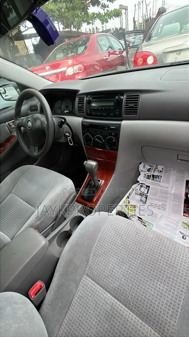 Toyota Corolla 2006 Gray