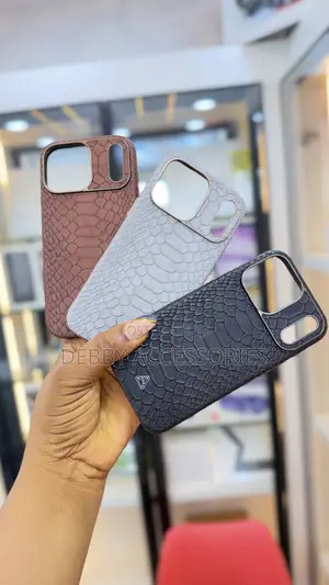 Snake Pattern Protective Phone Case /MagSafe Support