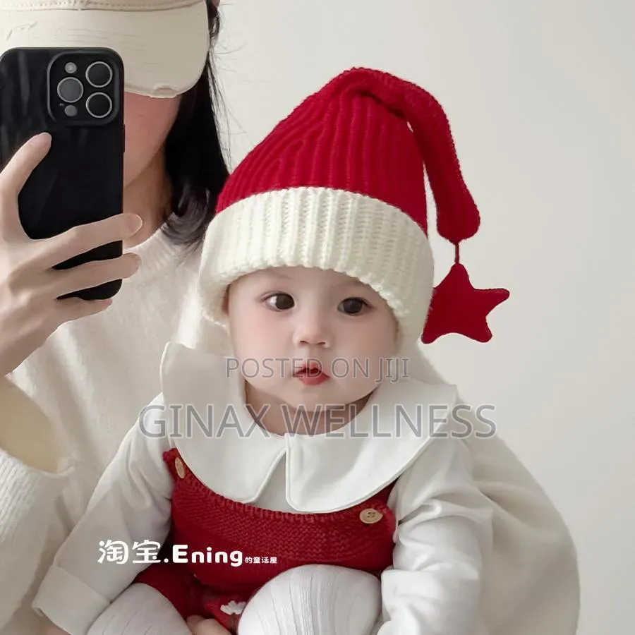 Christmas Knitted Santa Hat With Star for Baby Boys and Girls
