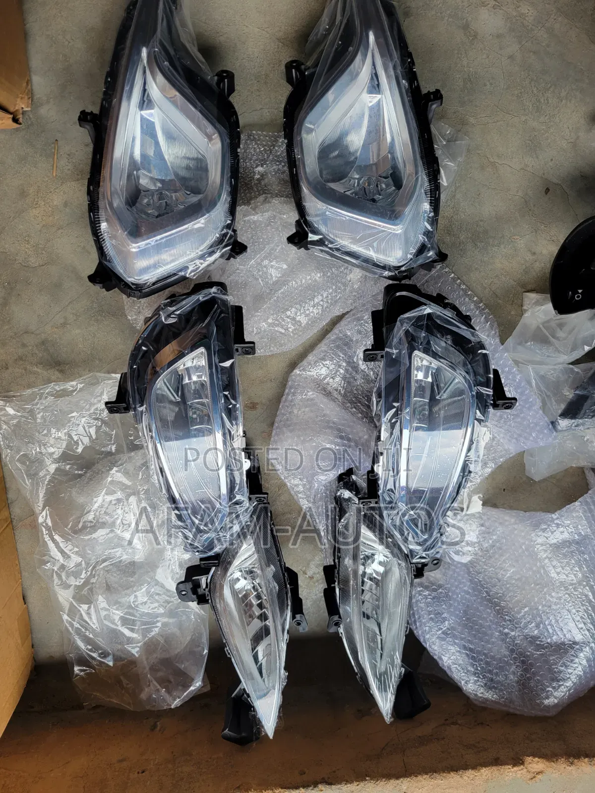 Hyundai Fog Lights and Reflectors