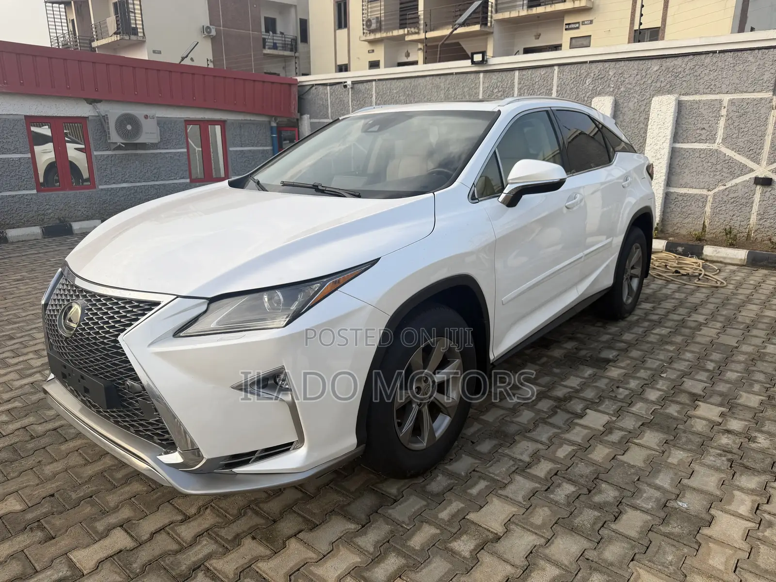 Lexus RX 350 FWD 2017 White
