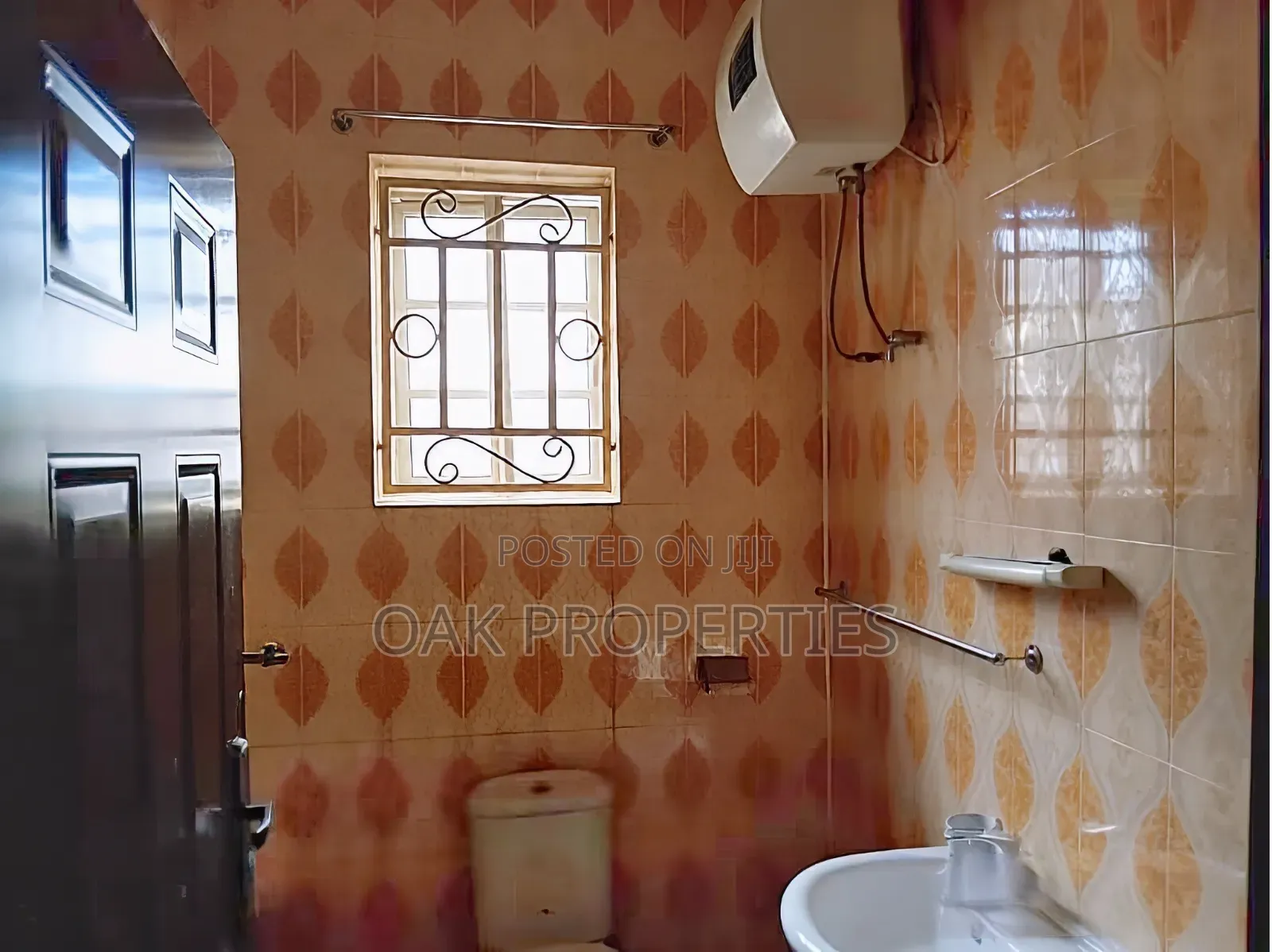 Furnished 5bdrm Duplex in Life Camp for rent