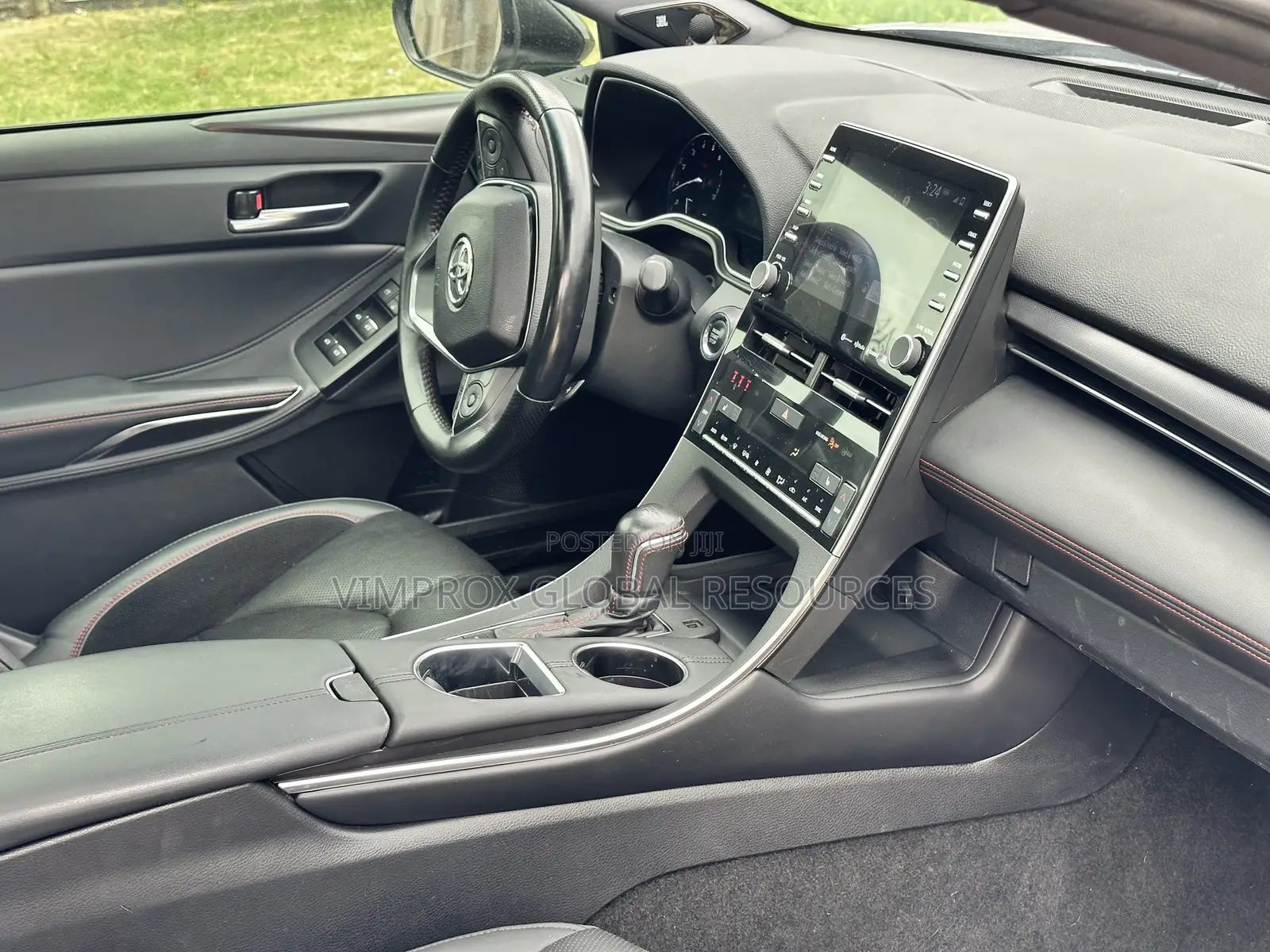Toyota Avalon TRD 2020 Silver