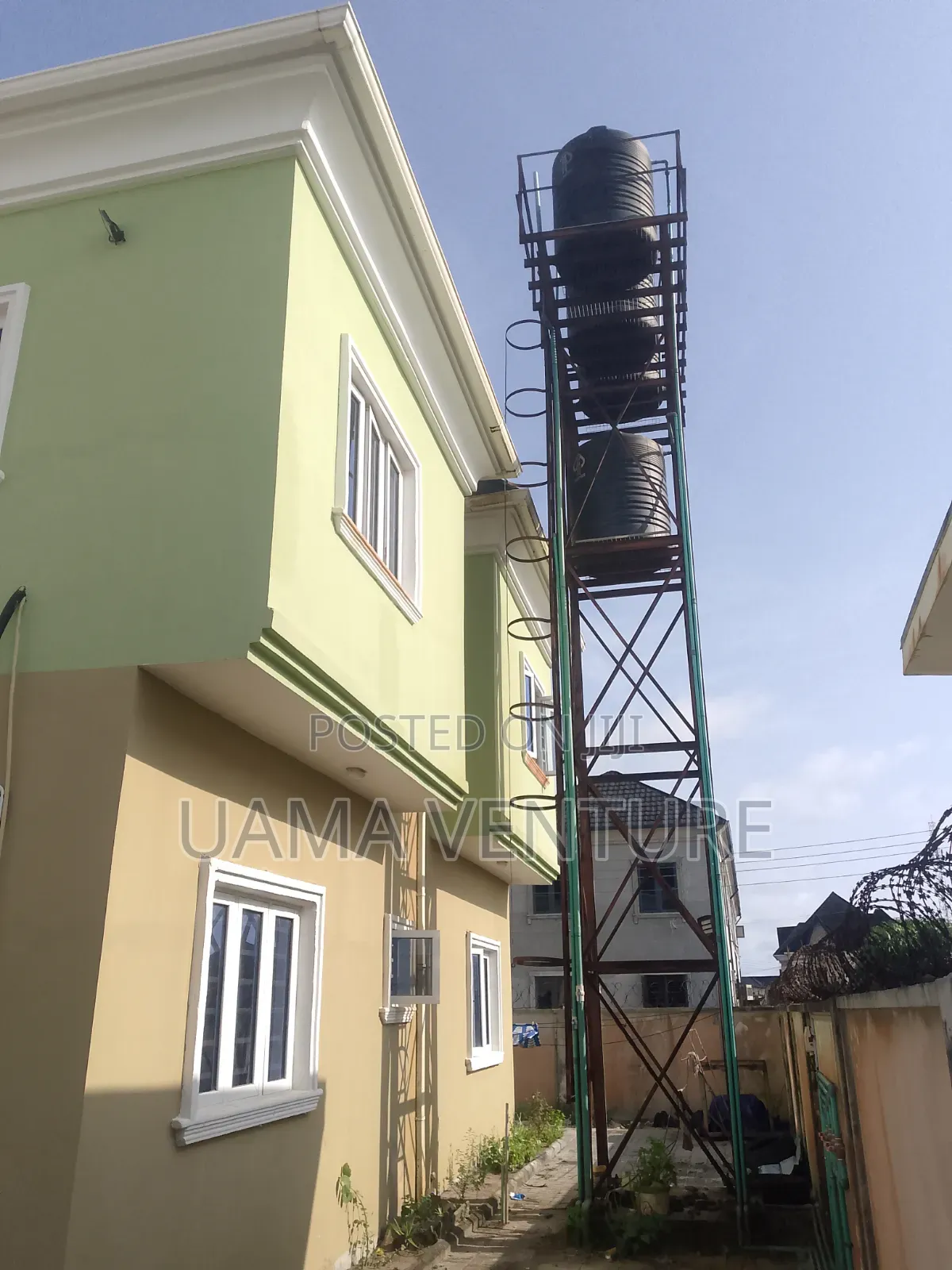 3bdrm Block of Flats in Aiyeteju for rent