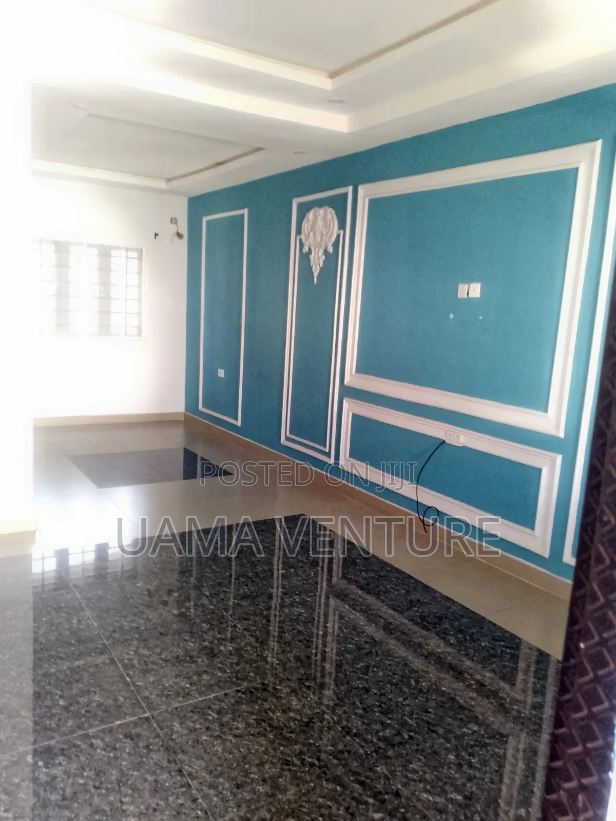 3bdrm Block of Flats in Aiyeteju for rent